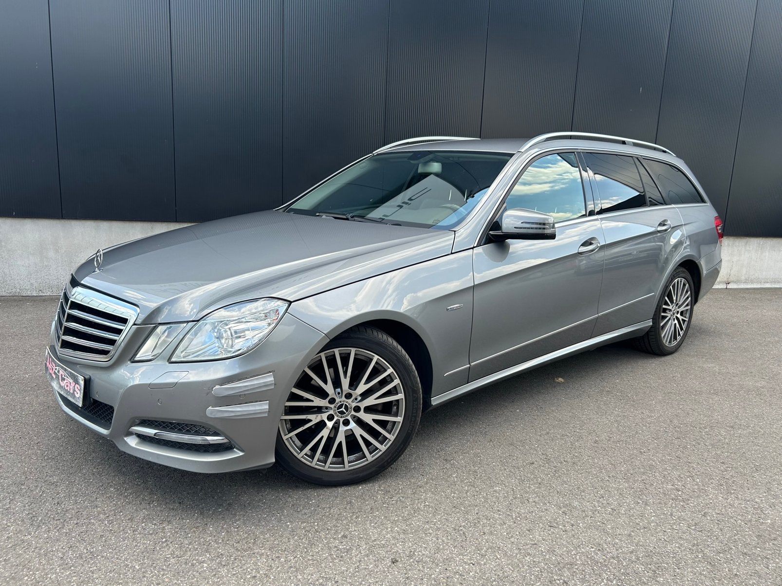 Mercedes E200CDI / Avantgarde / Automaat /, Auto's, Automaat, Euro 5, Zwart, Leder en Stof
