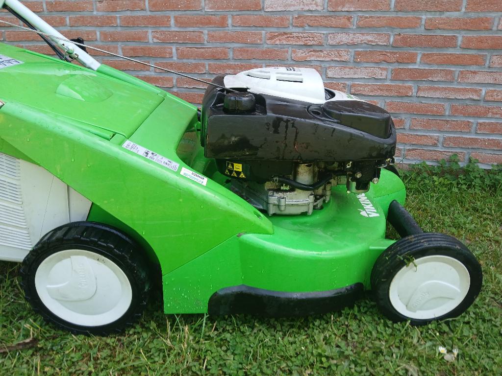 Tondeuse VIKING STIHL MB650 6cv Autotractee excellent état, Jardin & Terrasse, Tondeuses à gazon, Viking, Vitesses, Tondeuse rotative