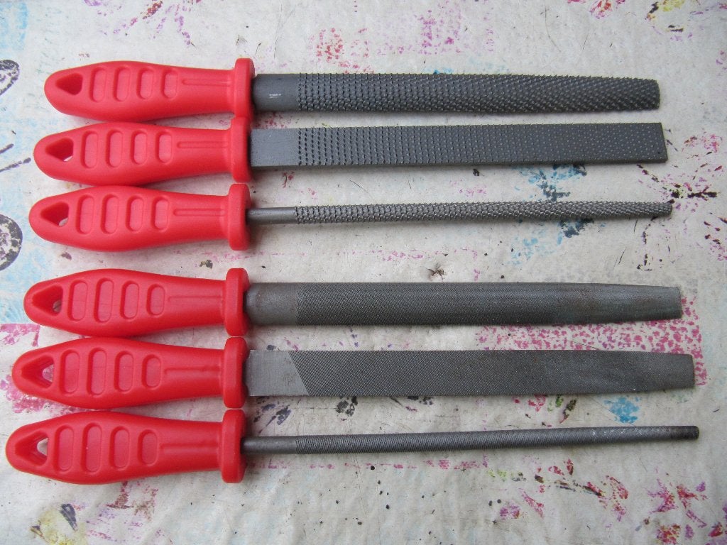 Set met 3 vijlen en 3 raspen., Hobby en Vrije tijd, Gereedschap of Accessoires, Nieuw, Ophalen of Verzenden, Kunststof