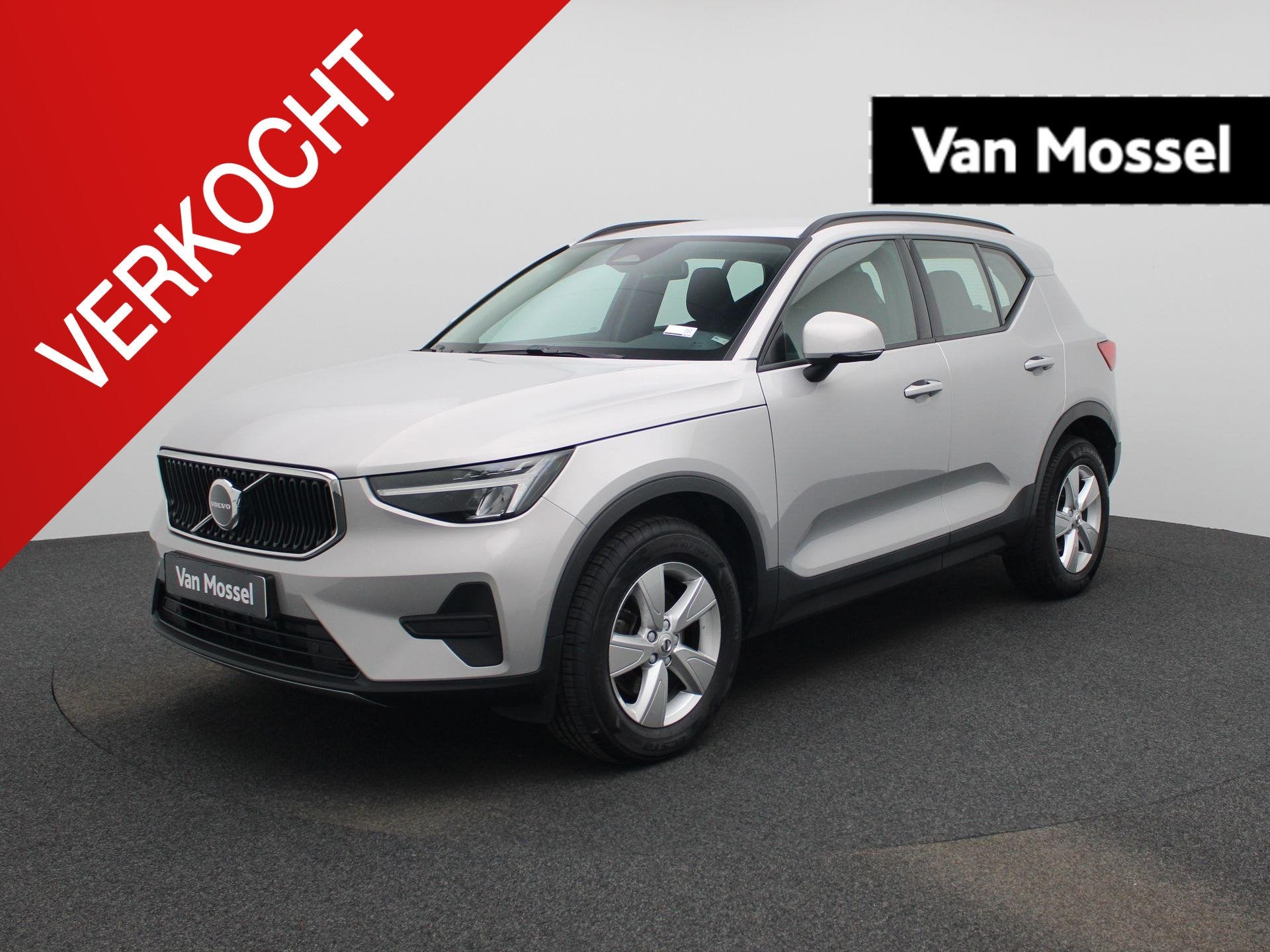 Volvo XC40 B3 Essential DCT ALU VELGEN APPLE CARPLAY BLUETOO, Auto's, Stof, Gebruikt, 120 kW, 5 zetels