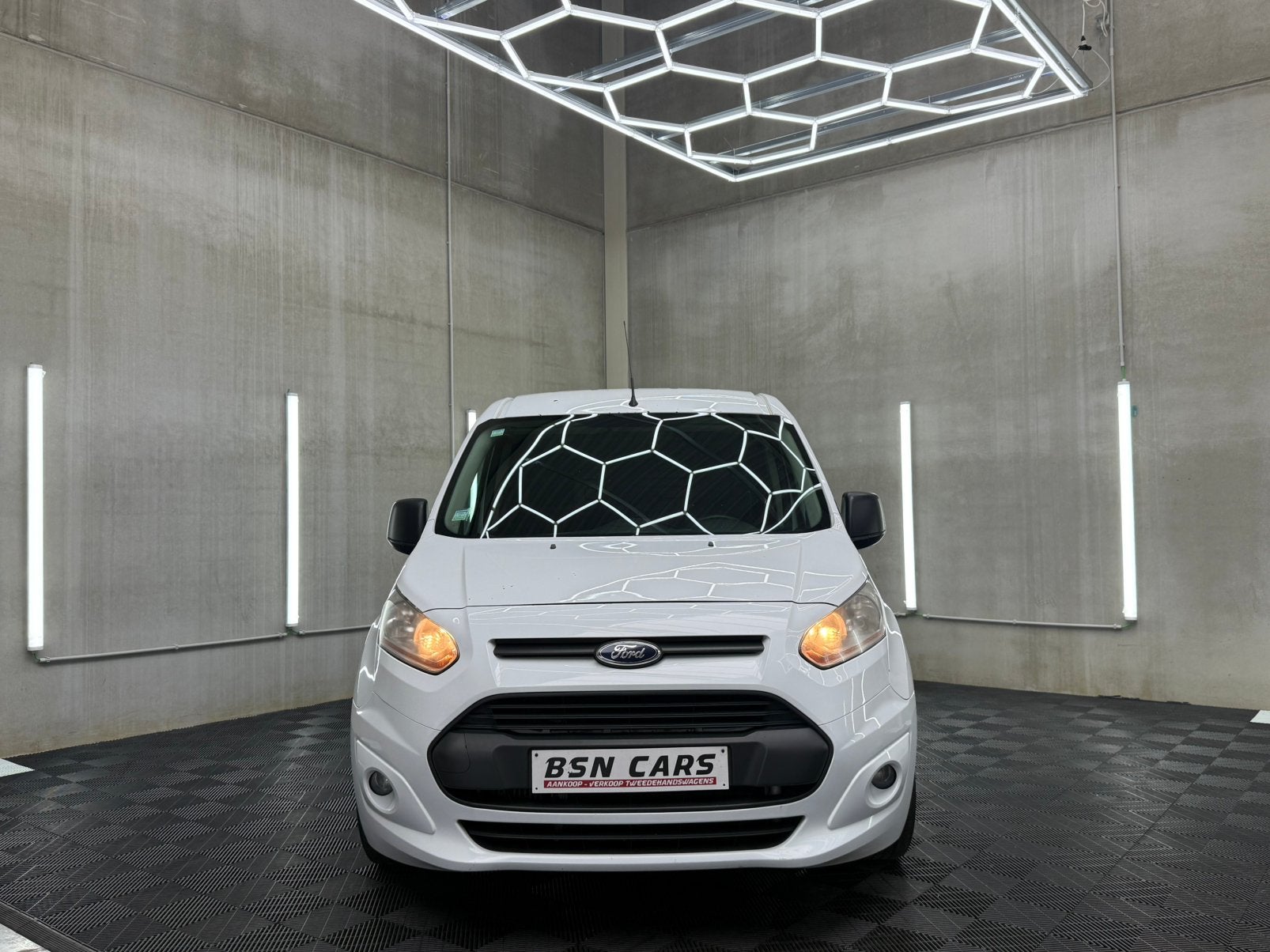 FORD TRANSIT CONNECT/AIRCO/3ZIT/1STE EIGENAAR, Auto's, Voorwielaandrijving, Stof, Zwart, Wit