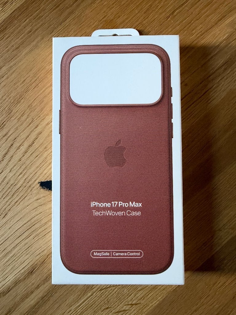 Hoesje Apple iPhone 17 pro Max - 18 pro Max, Ophalen, Zo goed als nieuw, Apple, IPhone 17