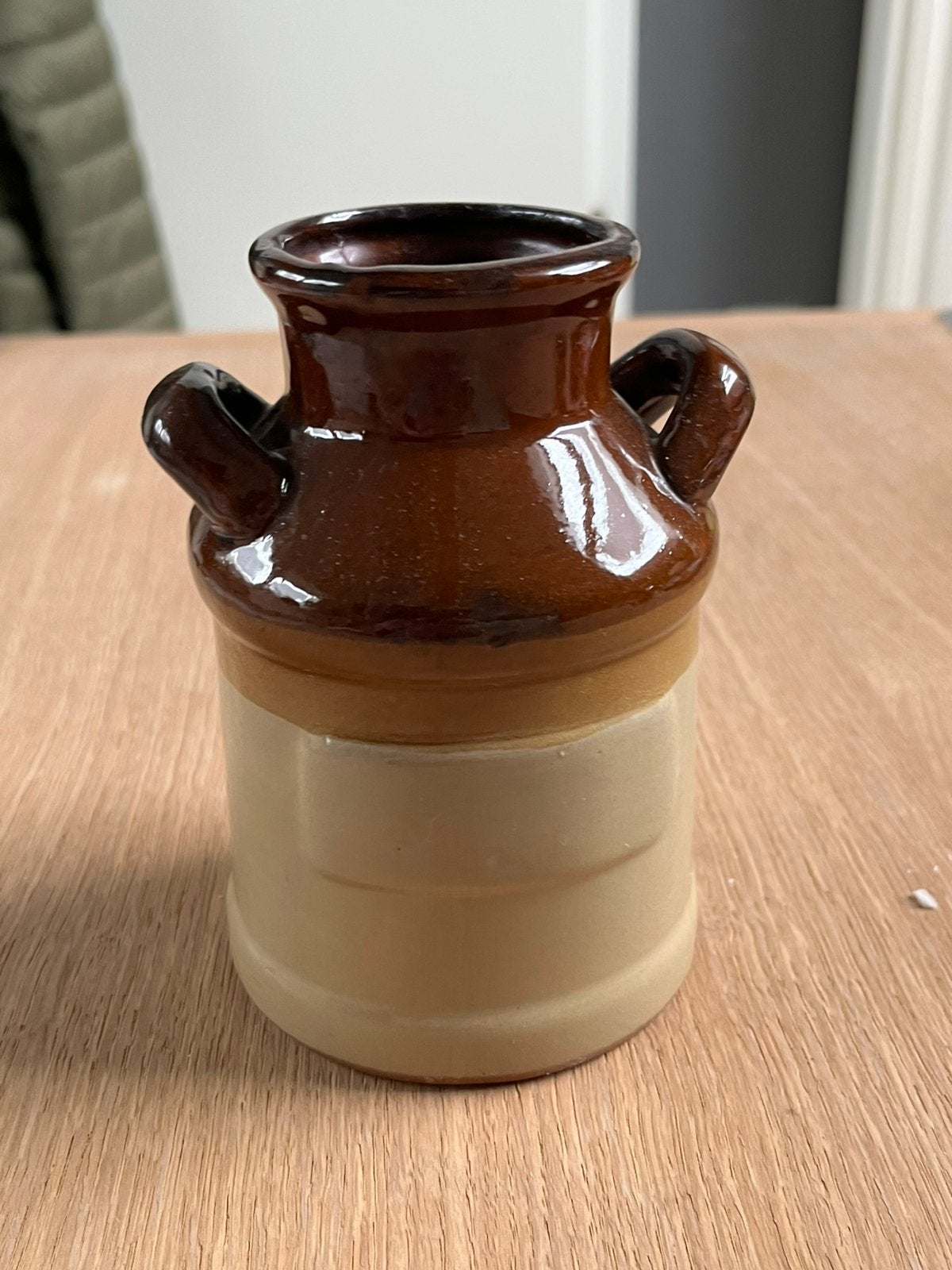Mooie melk kannetje, Ophalen, Zo goed als nieuw