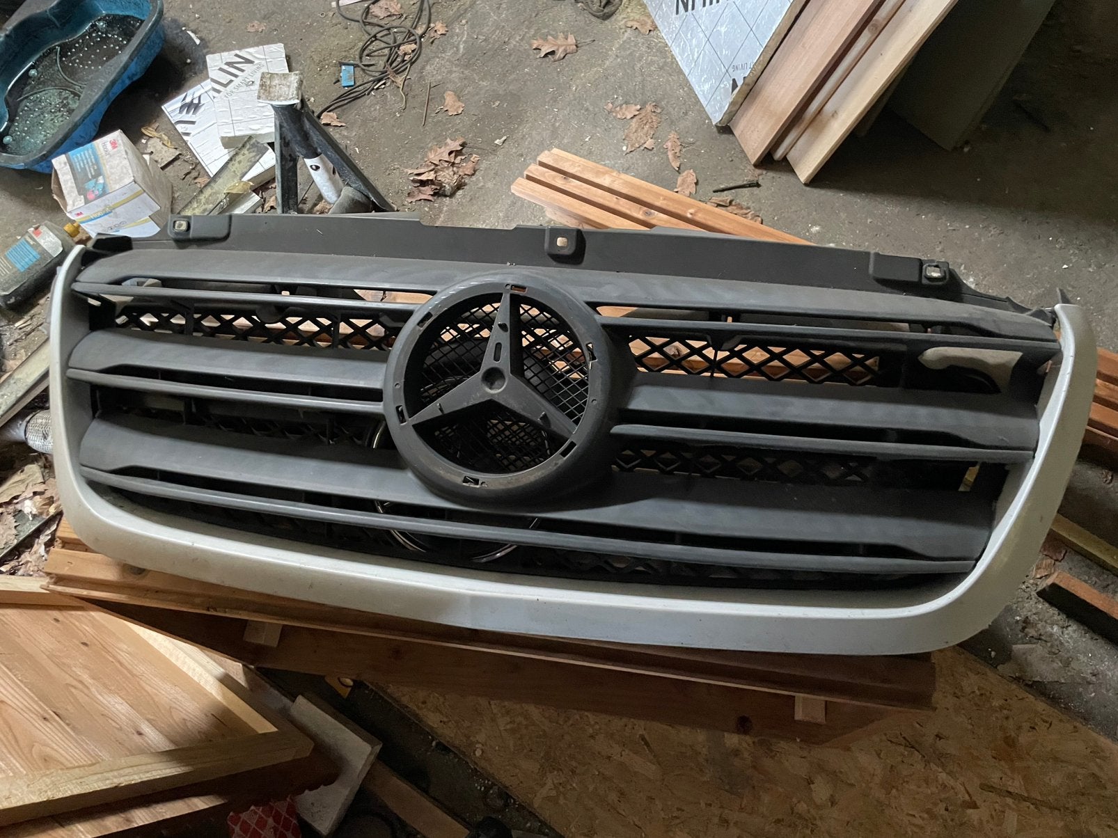 Gril sprinter w907, Enlèvement, Avant, Pare-chocs