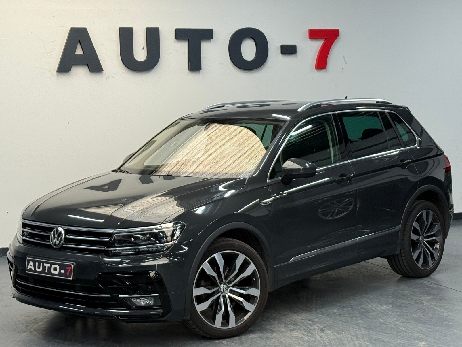 Volkswagen Tiguan 1.4 TSI 4Motion DSG 2017 Automaat R-Line!, Autos, 1395 cm³, Argent ou Gris, Achat, Entreprise