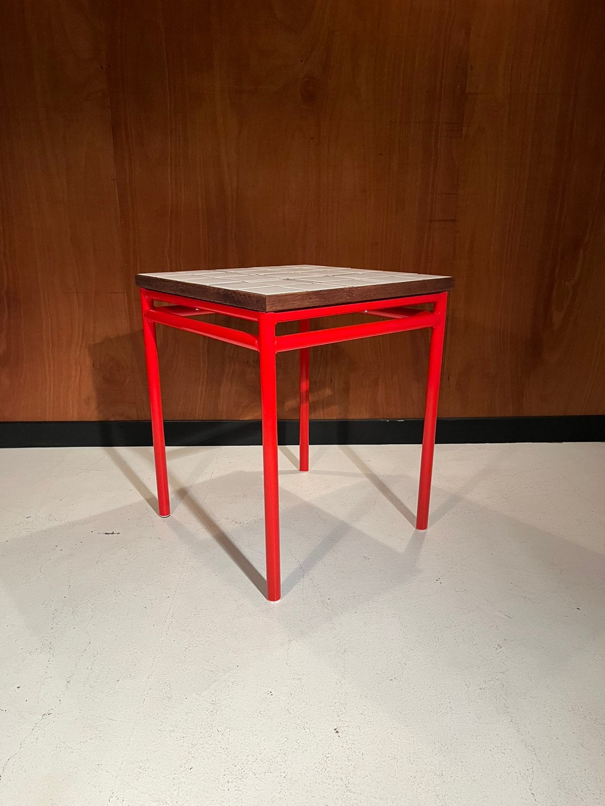 Table carré , acier et faïence blanche 10x10, Enlèvement, Comme neuf, Carré