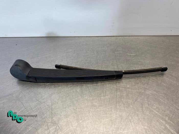 Bras essuie-glace arrière d'un Volkswagen Polo (Polo 09-), Volkswagen, -, 3 mois de garantie, Utilisé