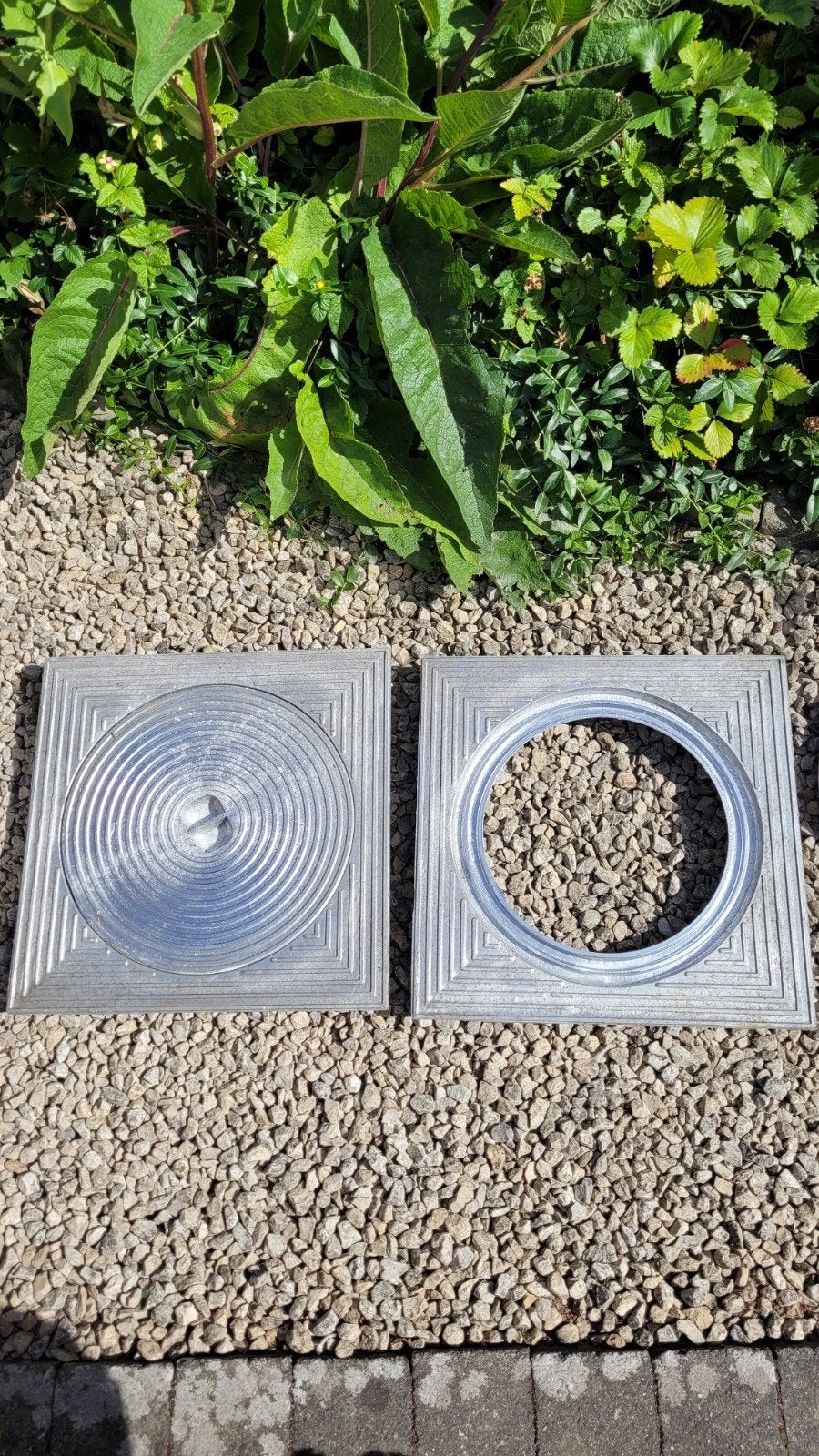 Putdeksel twee stuks, Doe-het-zelf en Bouw, Buizen en Afvoer, Ophalen