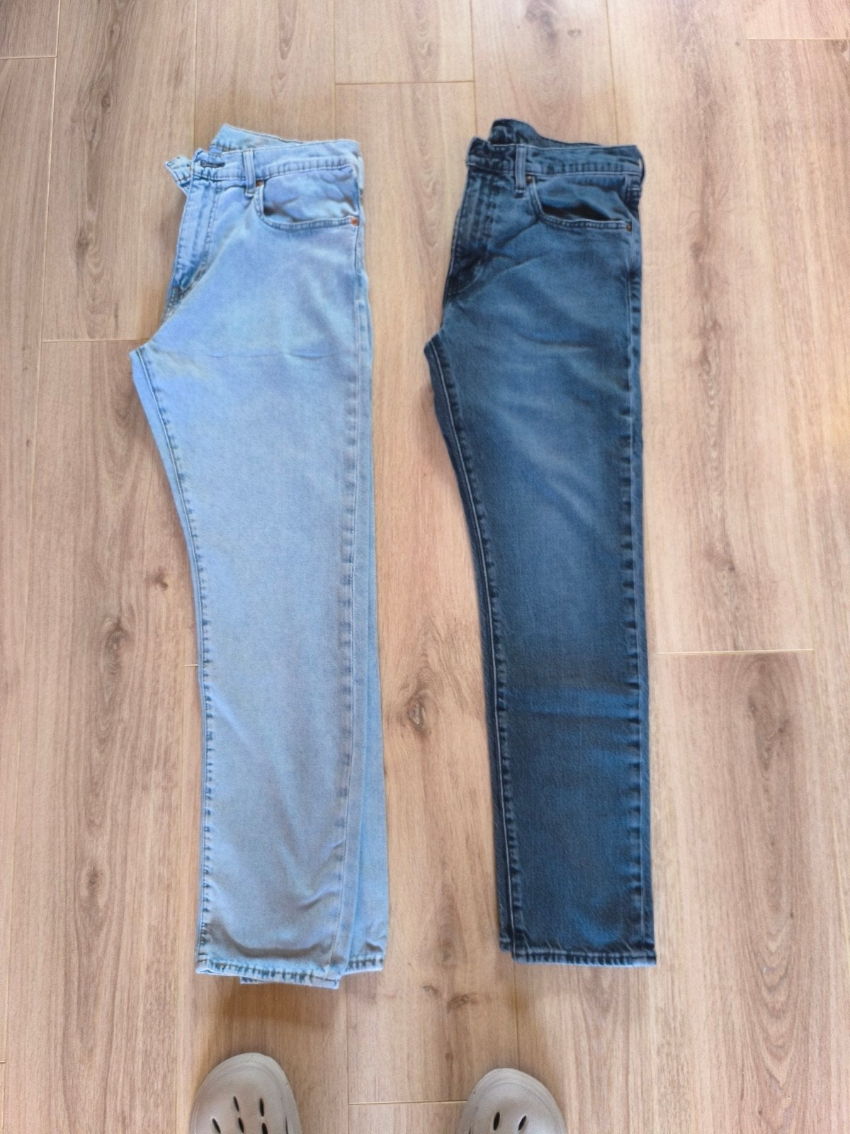 2 pantalons Levi's pour homme

modèle 512

Taille W 34 - L 3, Vêtements | Femmes, Enlèvement