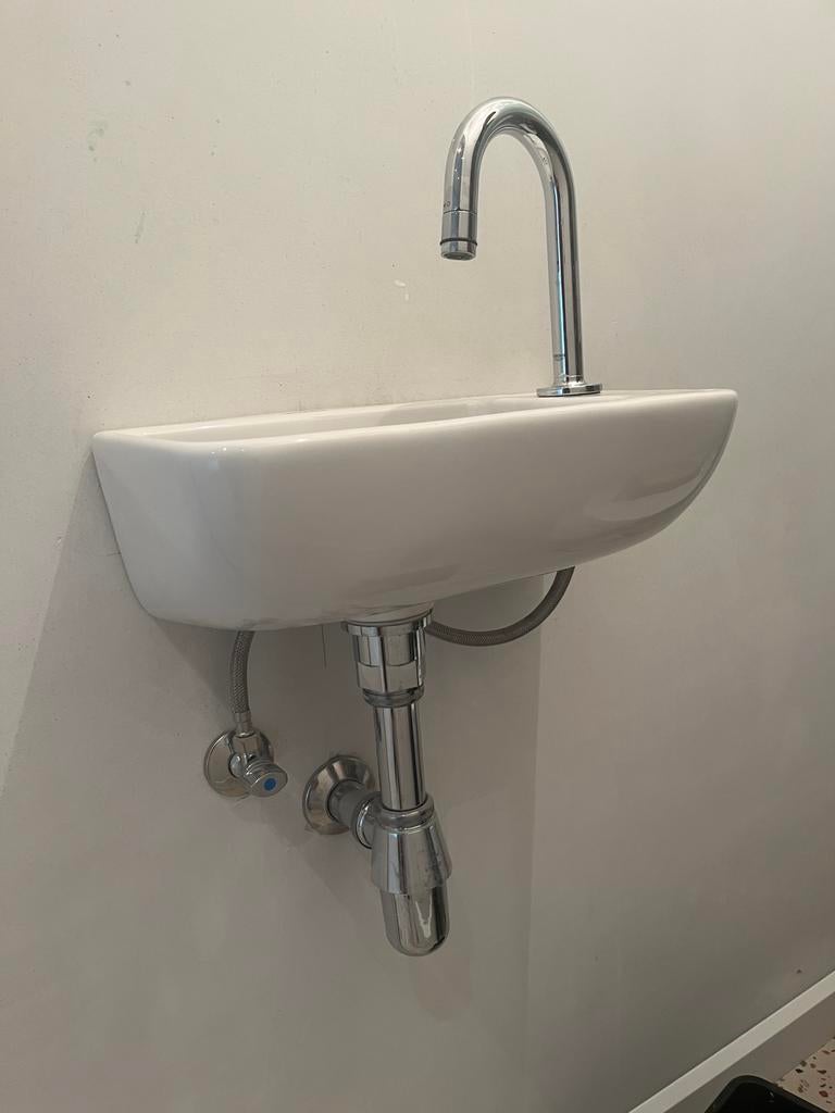 Toilet handenwasser, Ophalen, Zo goed als nieuw, Toilet