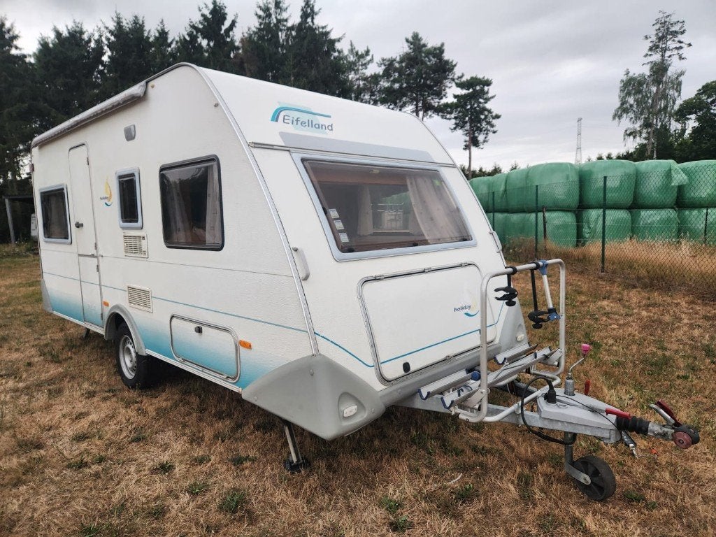 Knaus Eifelland, Caravans en Kamperen, Caravans, Particulier, tot en met 5, 1000 - 1250 kg, Overige, Eifelland, 2 aparte bedden