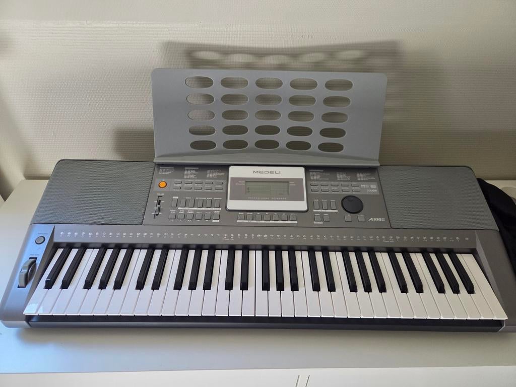 Medeli A100s home keyboard, Muziek en Instrumenten, Ophalen, Medeli