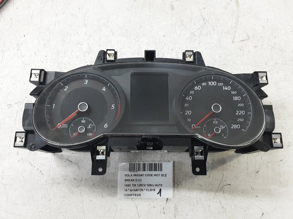 COMPTEUR DE VITESSE Passat Variant (3G5) (3G5920751), Volkswagen, Mevr. I. Hauben, Utilisé, Rue de l'Espoir 34 34
4030  GRIVEGNÉE, BE