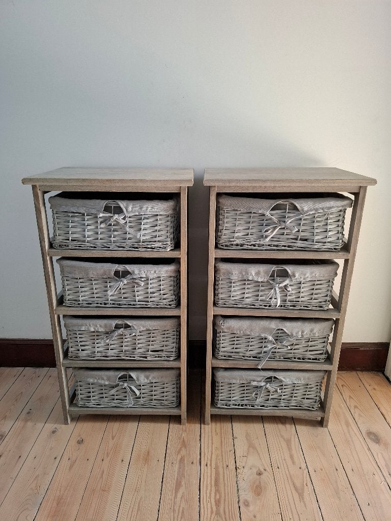 2 petits meubles à tiroirs / paniers, Bois, Enlèvement, Utilisé, Étagère/rayonnage