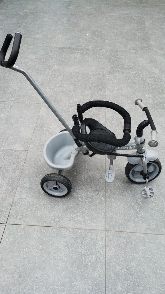 Tricycle Bébé Évolutif, Enlèvement