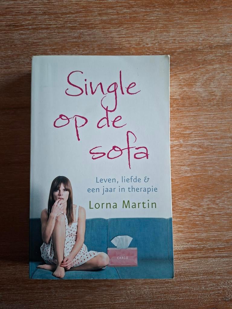 Boek Single op de sofa, Enlèvement ou Envoi, Comme neuf