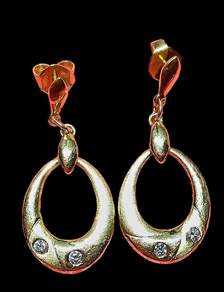 BOUCLES D'OREILLES EN OR 18 CARATS POINÇONNÉE ET BRILLANTS, Bijoux, Sacs & Beauté, Boucles d'oreilles, Neuf, Enlèvement ou Envoi