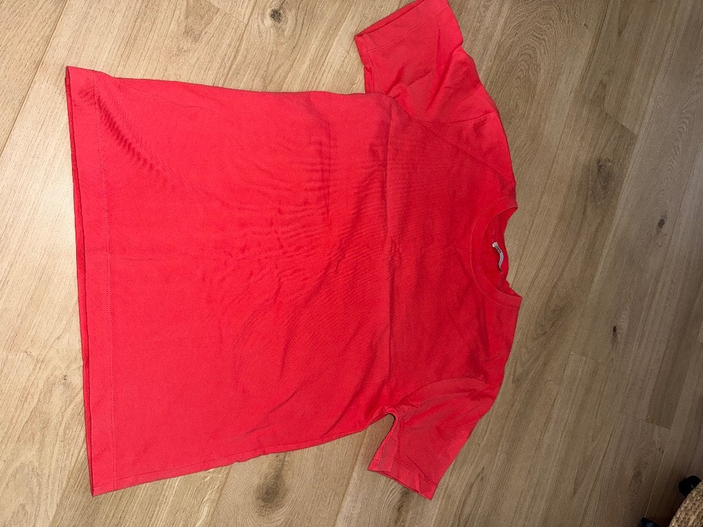 T-shirt Zara rouge/corail, Taille 48/50 (M), Neuf, Rouge, Enlèvement ou Envoi