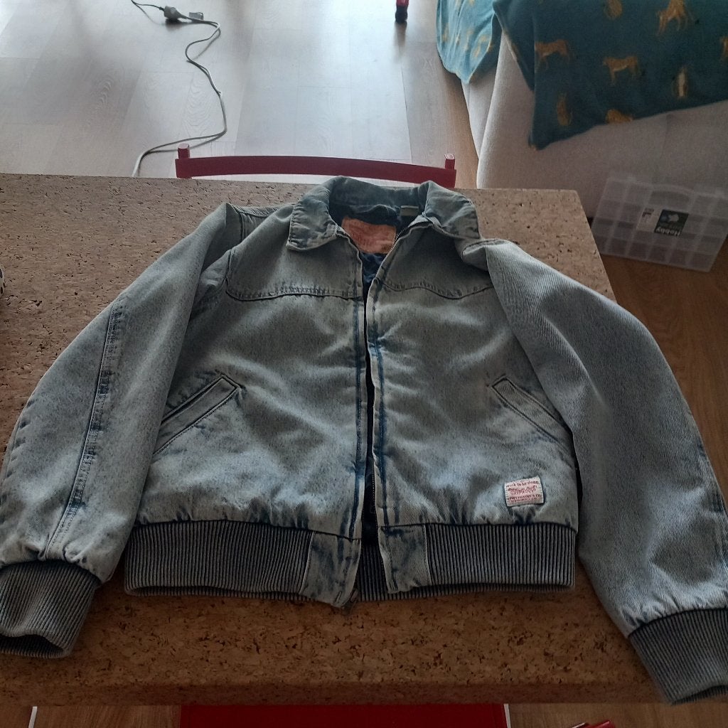 Levi's stoer jeans bomberjack / denim bomber – Maat [XS], Vêtements | Femmes, Vestes | Hiver, Comme neuf, Taille 34 (XS) ou plus petite