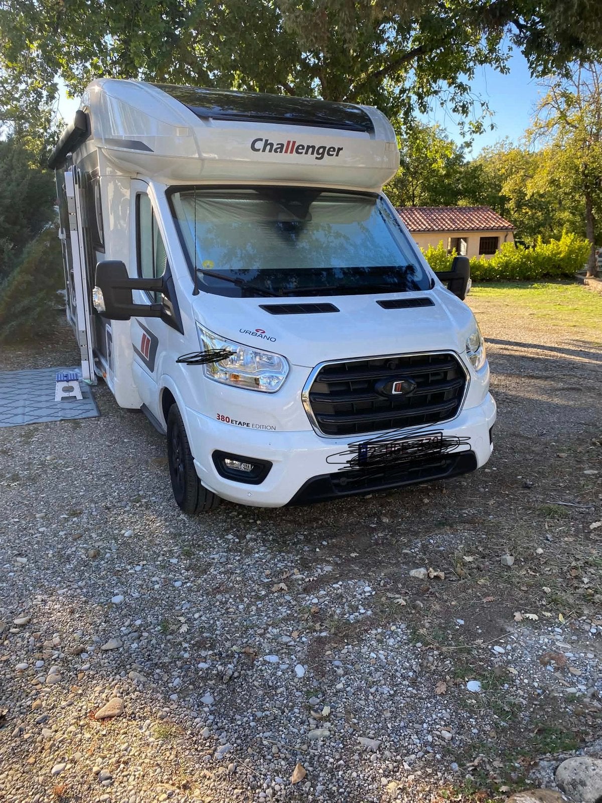 CHALLENGER 380 ETAPE Edition FORD 165cv AUTOMATIC, Automaat, Caméra de recul, Ford, Diesel