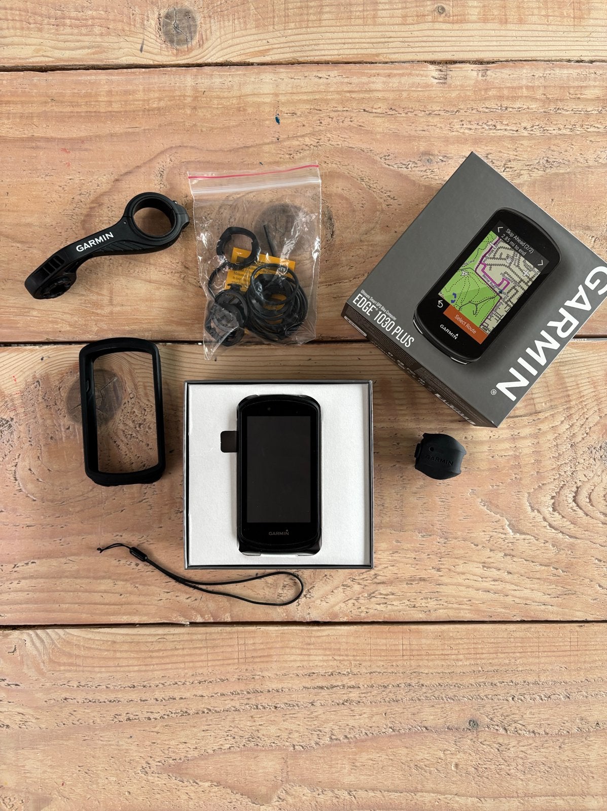 Garmin Edge 1030 plus, Fietsen en Brommers, Fietsaccessoires | Fietscomputers, Ophalen, Zo goed als nieuw