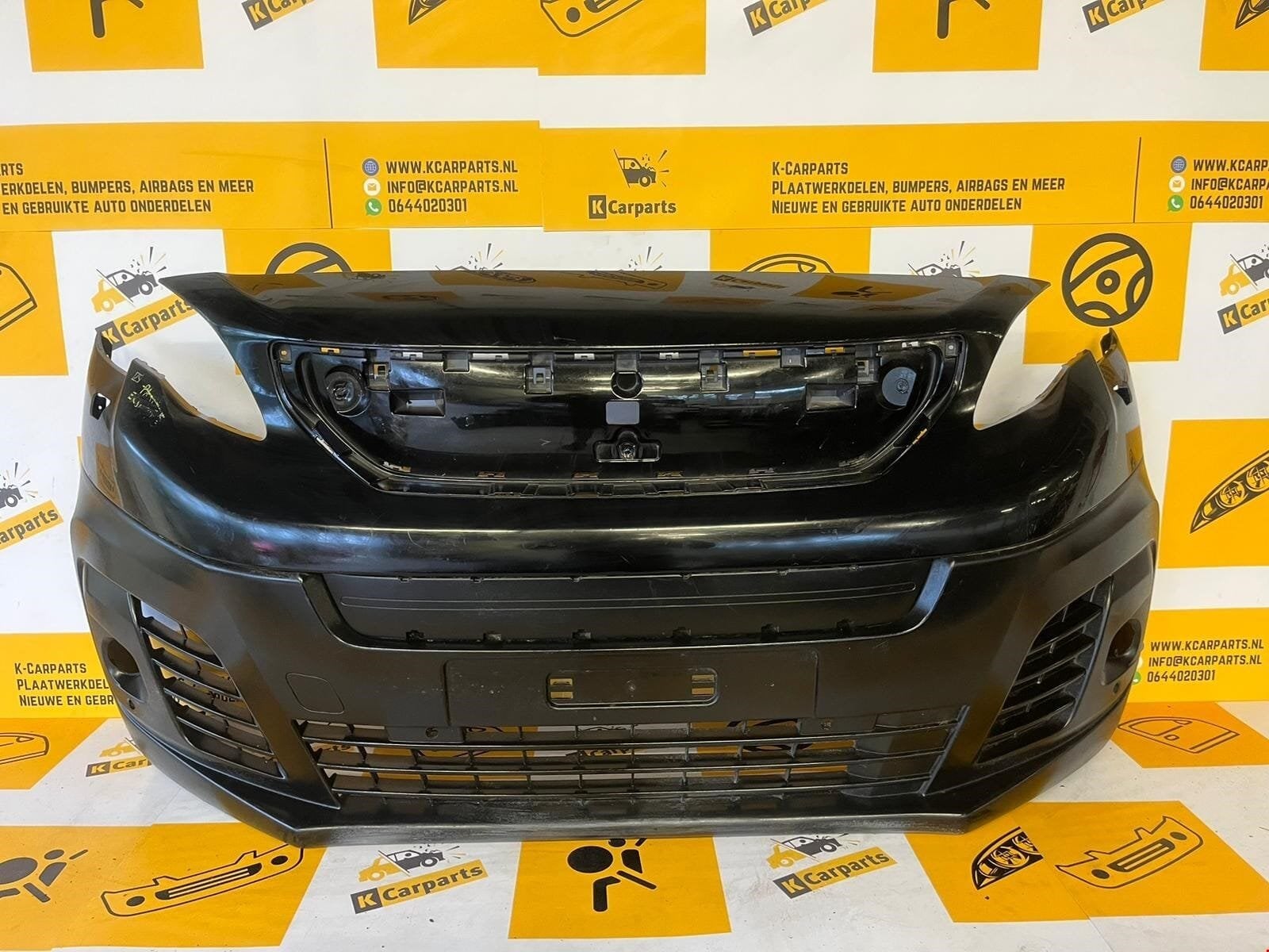 Voorbumper Peugeot Expert 2017-2024 origineel bumper, Auto-onderdelen, Taurusavenue 1
2132 LS  Hoofddorp, NL, Gebruikt, Contact.group@renault.com