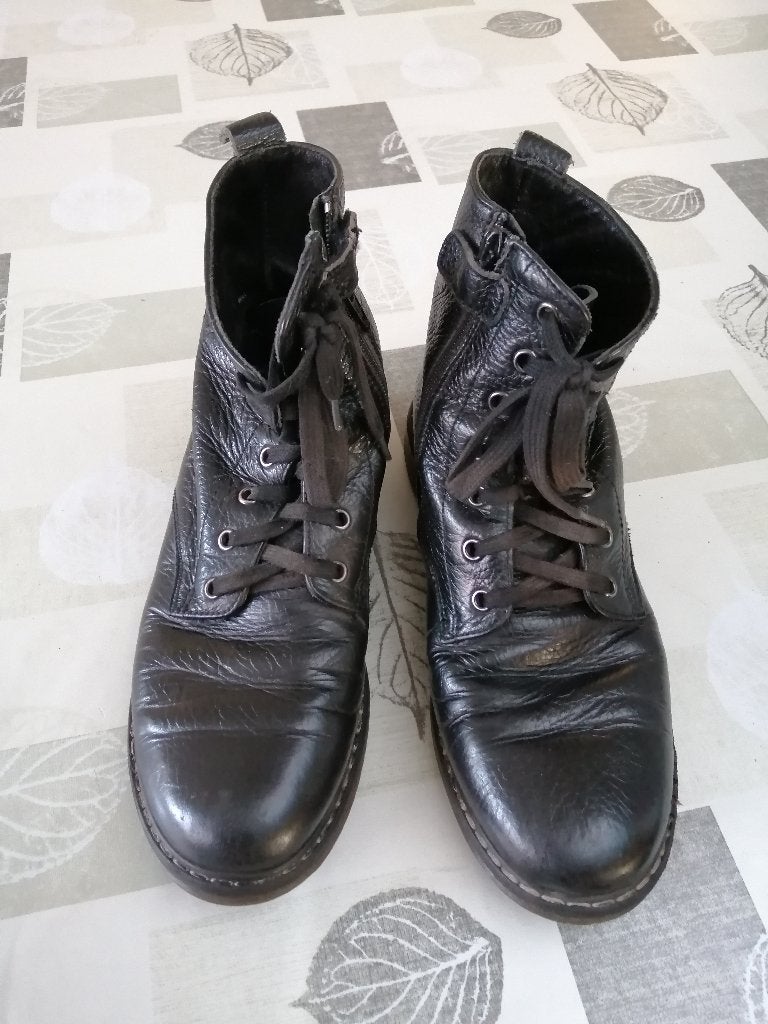 zwarte boots laarzen maat 36, Enfants & Bébés, Vêtements enfant | Chaussures & Chaussettes, Bottes, Enlèvement ou Envoi, Comme neuf