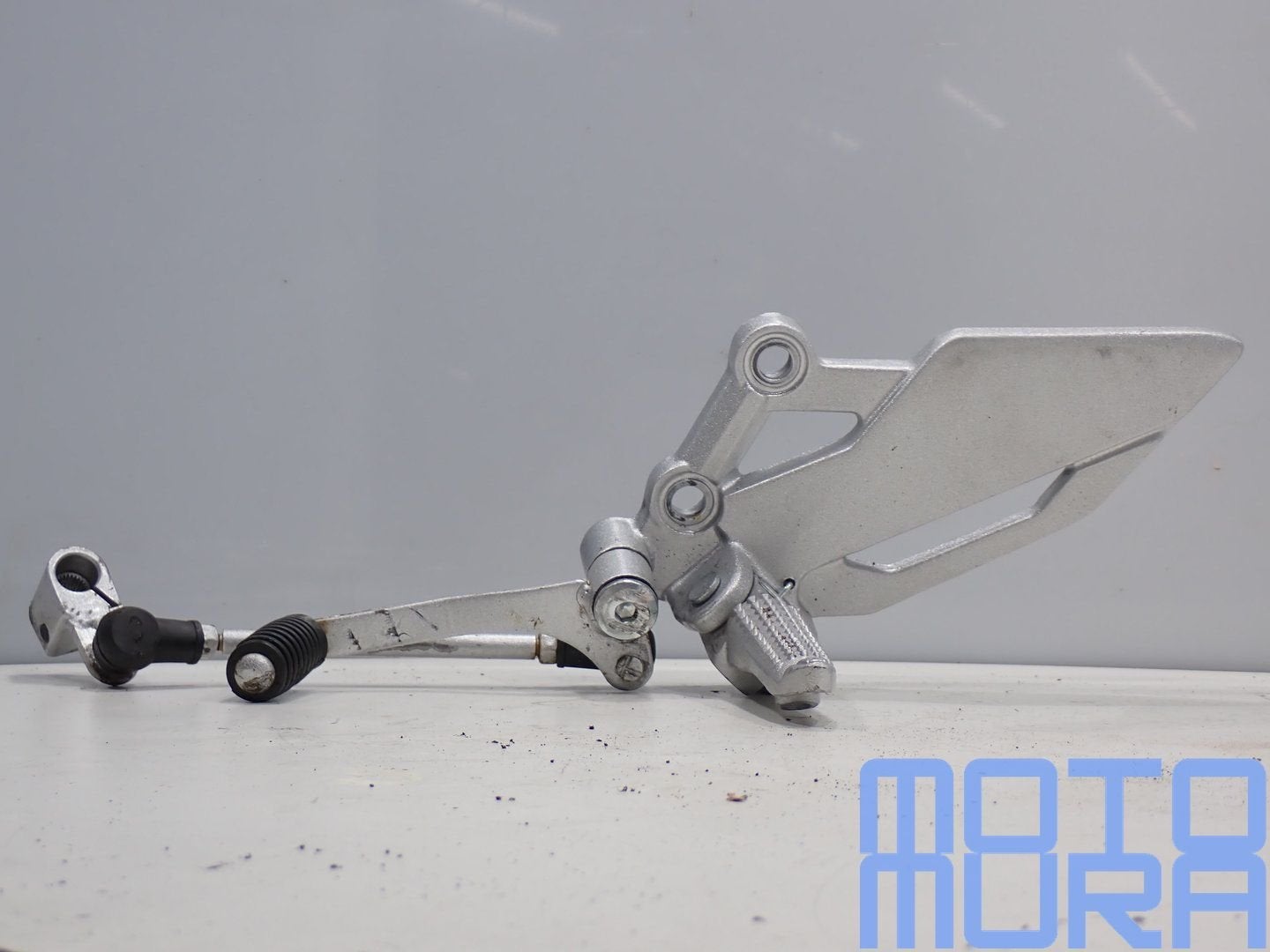 Voetsteun links Kawasaki Ninja 300 2013 - 2017 ZX300 ZX 300, Motos, Pièces | Kawasaki, Utilisé, Enlèvement ou Envoi