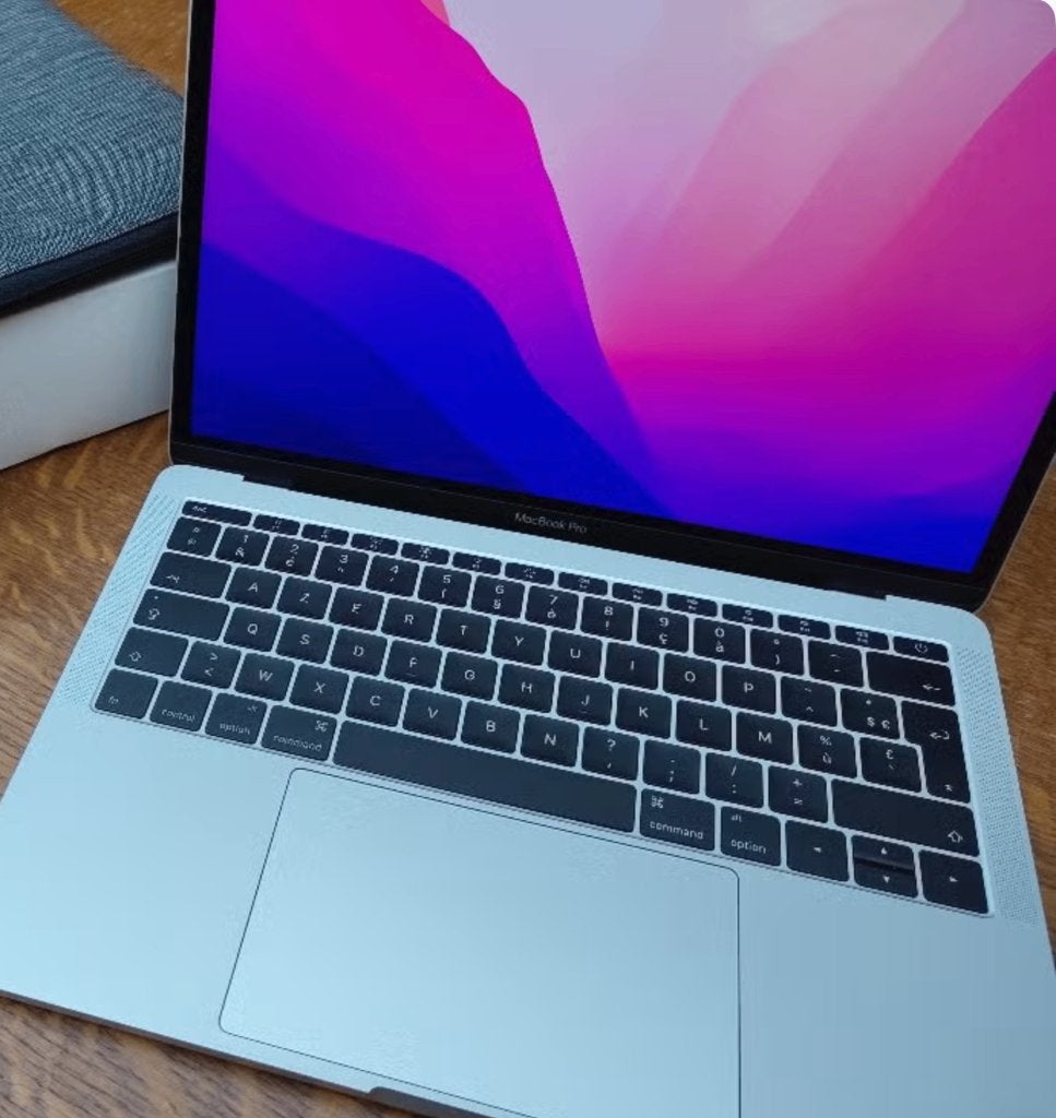 MacBook Pro 13" in perfecte staat + office paket, Adobe PDF, Computers en Software, MacBook Pro, 256 GB, 2 tot 3 Ghz, 8 GB