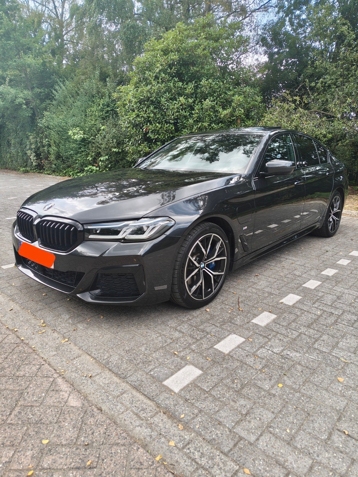 BMW 530e • Garantie BMW • Laser • Toit ouvert • Nombreuses o, Cuir, Phares entièrement LED, Euro 6, Noir