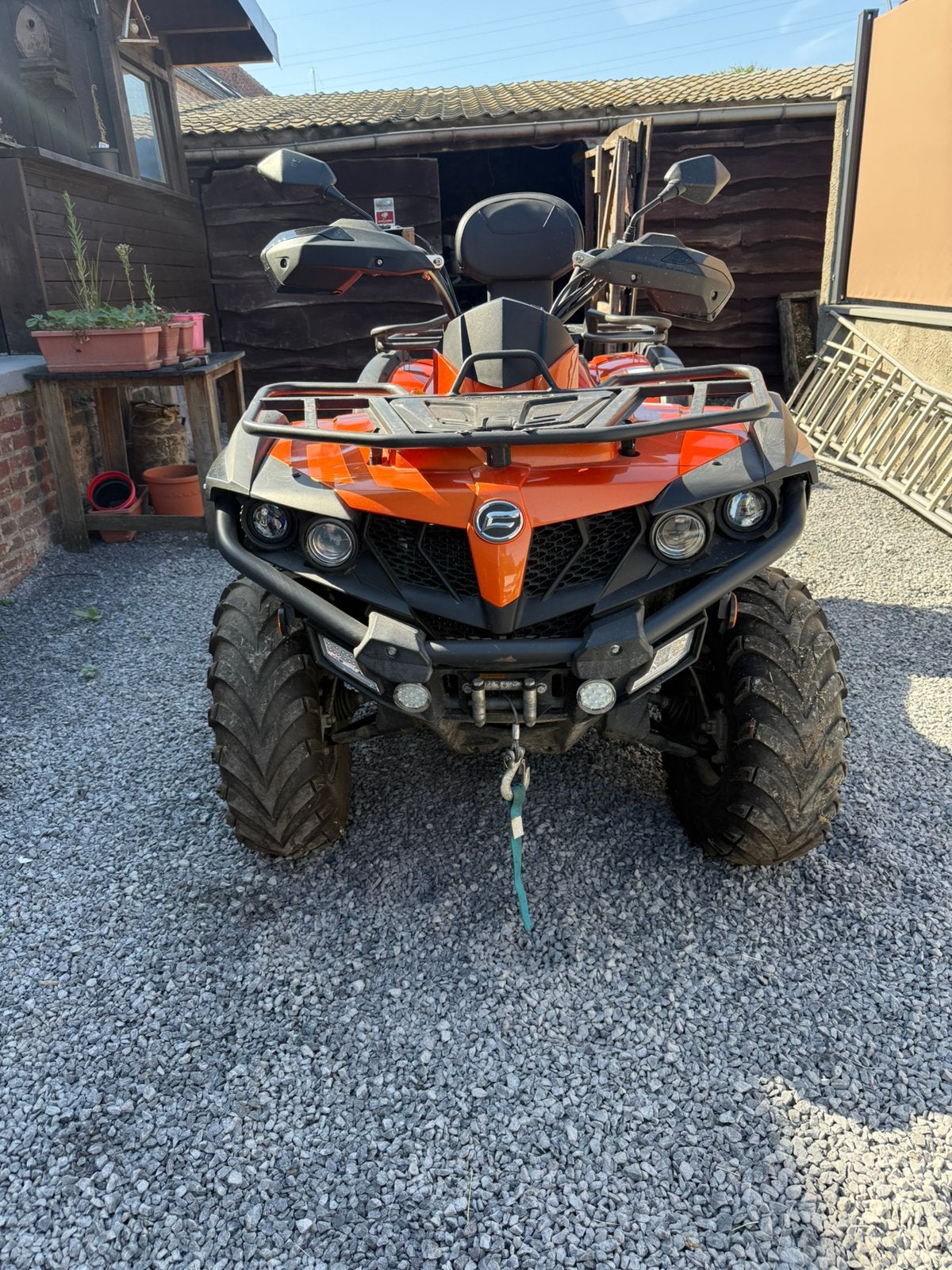 Quad cforce 550