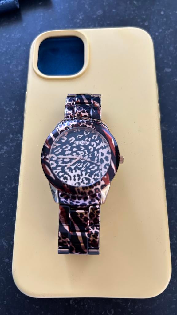 GUESS UURWERK LEOPARD  (limited edition ), Ophalen of Verzenden, Zo goed als nieuw, Guess