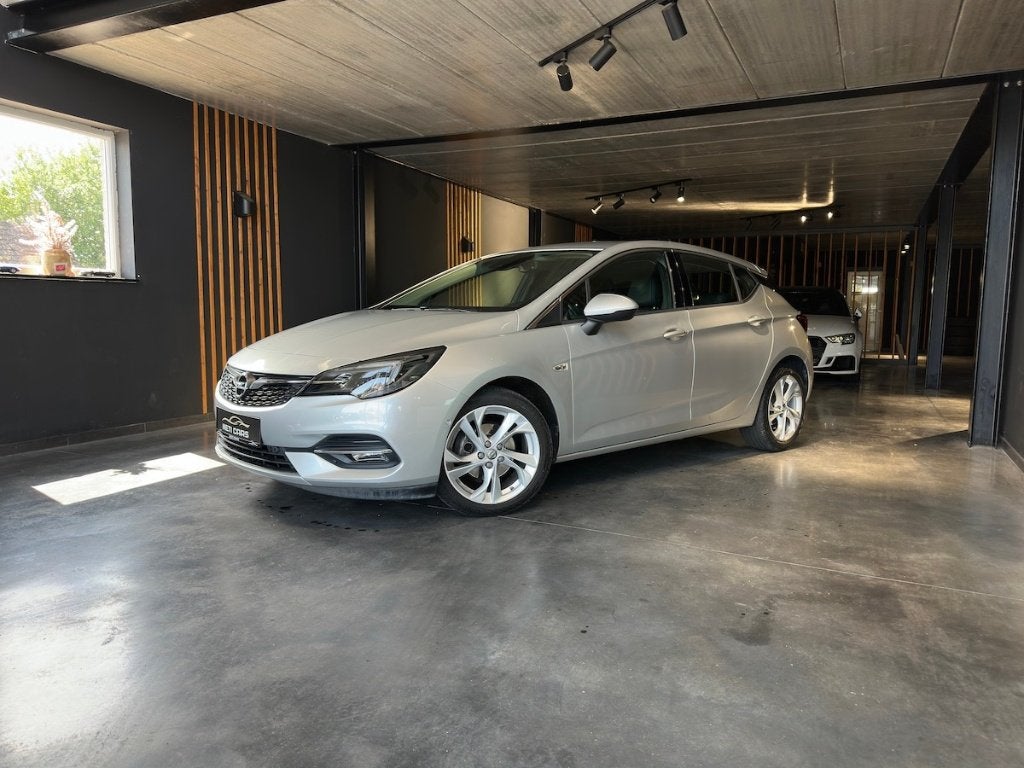Opel Astra 1.2 Turbo Edition S/S | Cruise | Camera | Navi |, Auto's, Voorwielaandrijving, Stof, 1199 cc, https://public.car-pass.be/vhr/c24eb46a-303f-4825-bb76-fd22660bef60