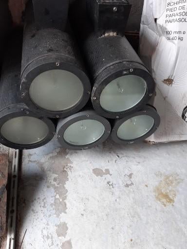 5 spot façade, Maison & Meubles, Lampes | Spots, Halogène, Spot encastrable ou Spot mural, Enlèvement, Utilisé