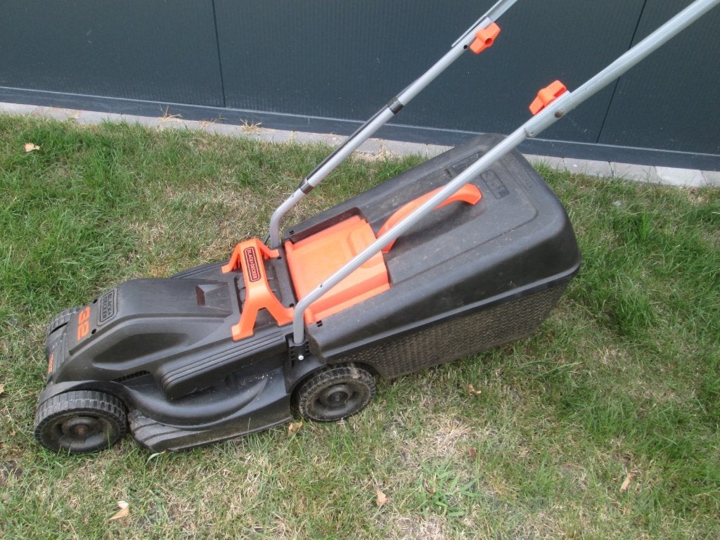 grasmaaier, grasmachine, Tuin en Terras, Grasmaaiers, Ophalen, Cirkelmaaier, Gebruikt, Elektrische grasmaaier