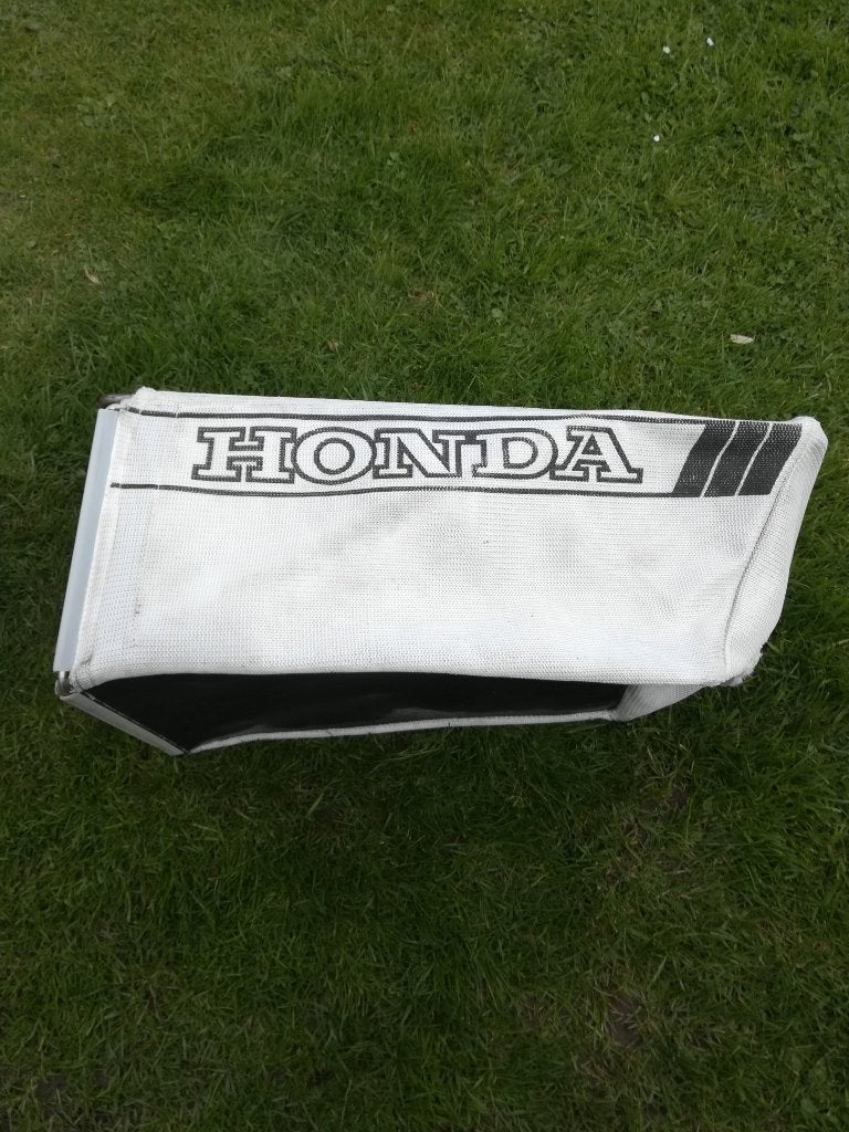 sac de ramassage Honda HR214 - HR216 + châssis, Jardin & Terrasse, HONDA, Tondeuse rotative, Tondeuses à gazon à essence, Utilisé