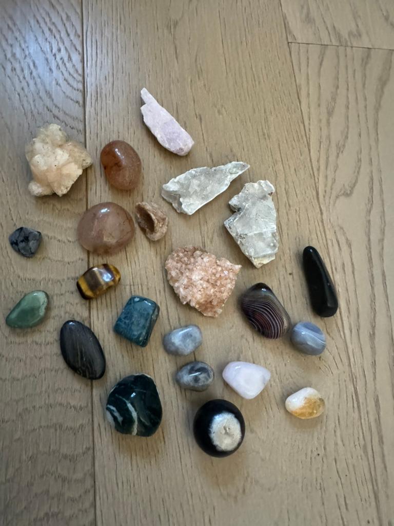 Varierende kleinere kristallen, Ophalen, Nieuw