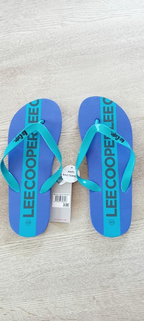 Tongs bleues Lee Cooper pointure 40, Vêtements | Hommes, Neuf, Lee cooper, Enlèvement ou Envoi, Espadrilles et Mocassins