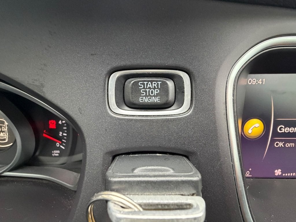 Volvo V40 ( Stock ID 14382) — 20