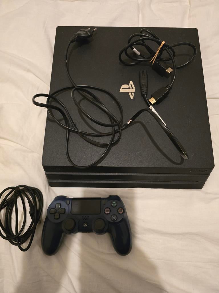 PlayStation 4 pro, Ophalen, Gebruikt, 1 TB, Met 1 controller