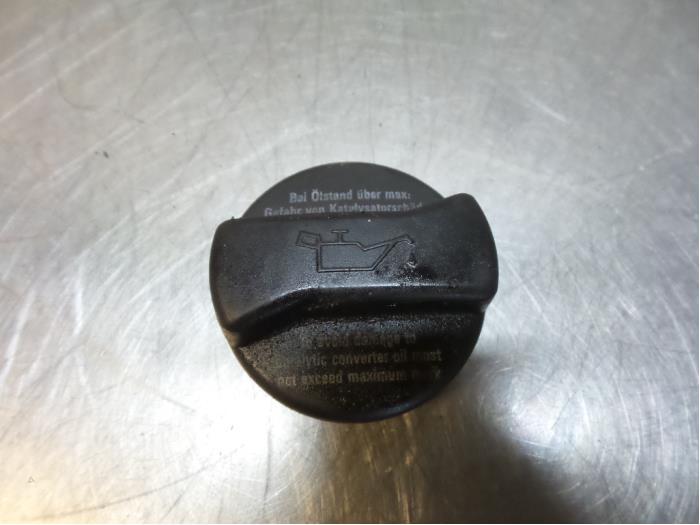 Bouchon d'huile d'un Volkswagen Golf (Golf 97-), Autos : Pièces & Accessoires, Volkswagen, -, 3 mois de garantie, Utilisé