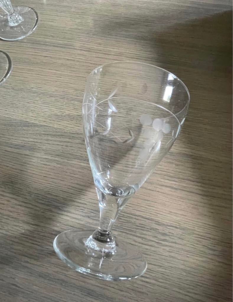 Vitage wijnservies 14 personen, Verzamelen, Glas en Drinkglazen, Ophalen, Zo goed als nieuw