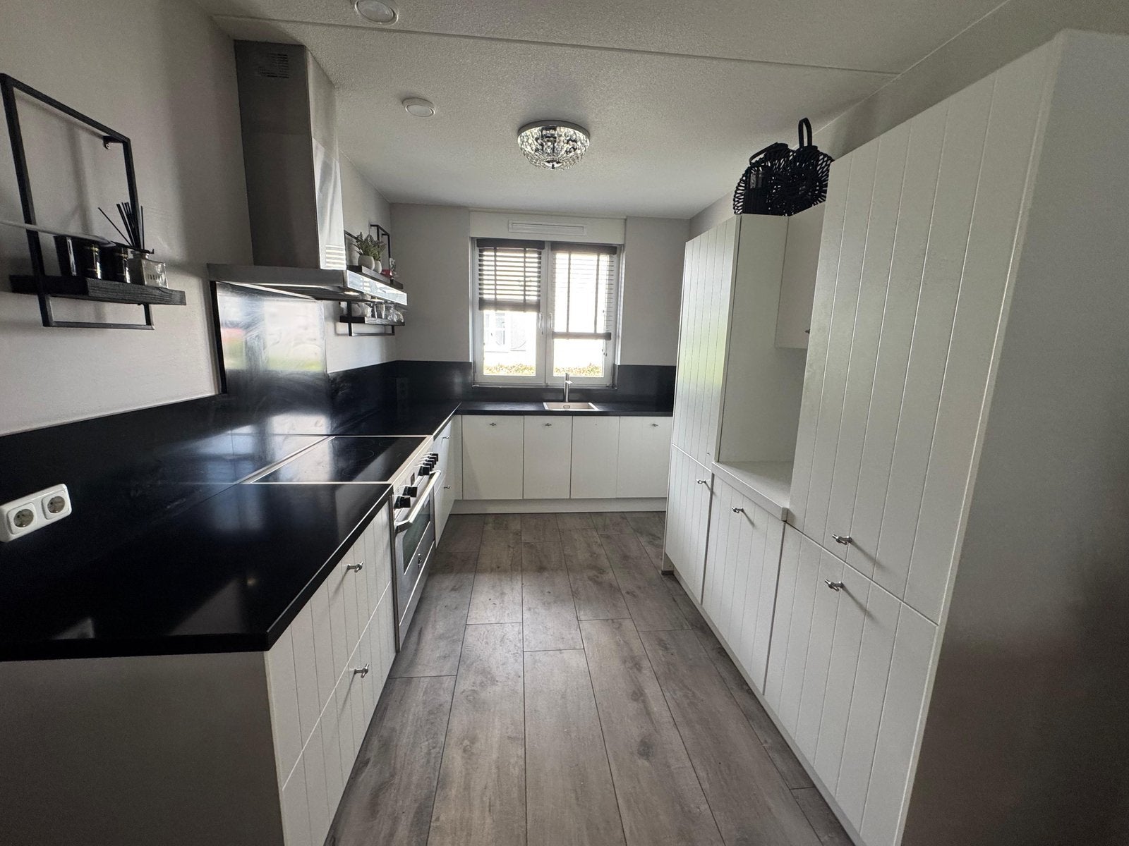 Complete Landelijke Hoekkeuken + Wandkast + GEDEMONTEERD, Huis en Inrichting, Keuken | Complete keukens, Hoekkeuken, Crème, Composiet