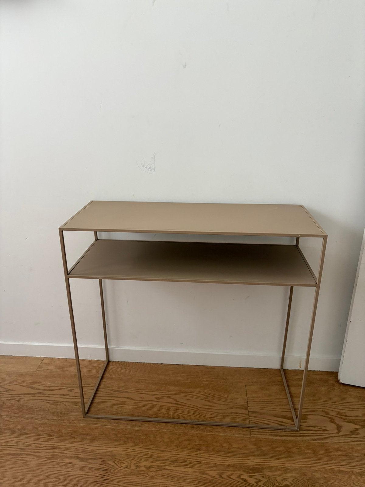 Sidetable, Ophalen, Zo goed als nieuw