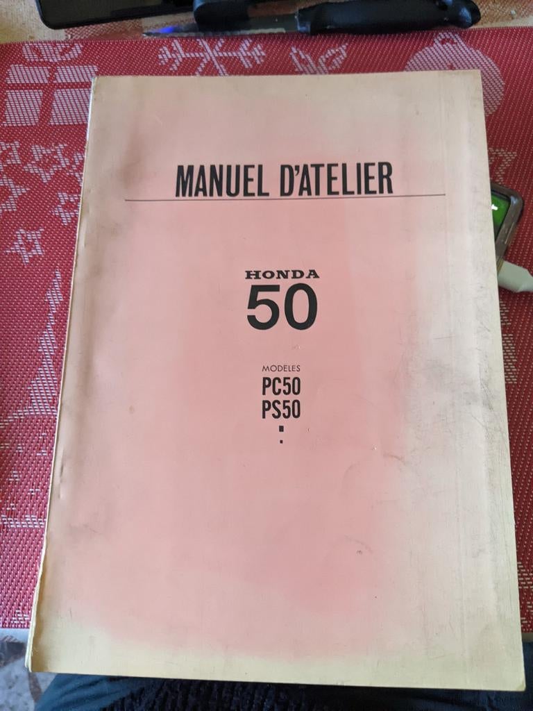 MANUEL D'ATELIER, Enlèvement