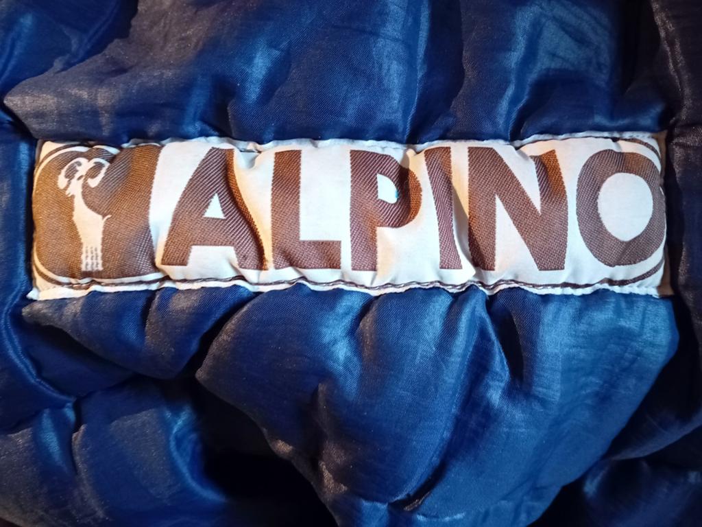 Recherché : tentes Alpino/matériel de camping, Caravanes & Camping, Enlèvement ou Envoi