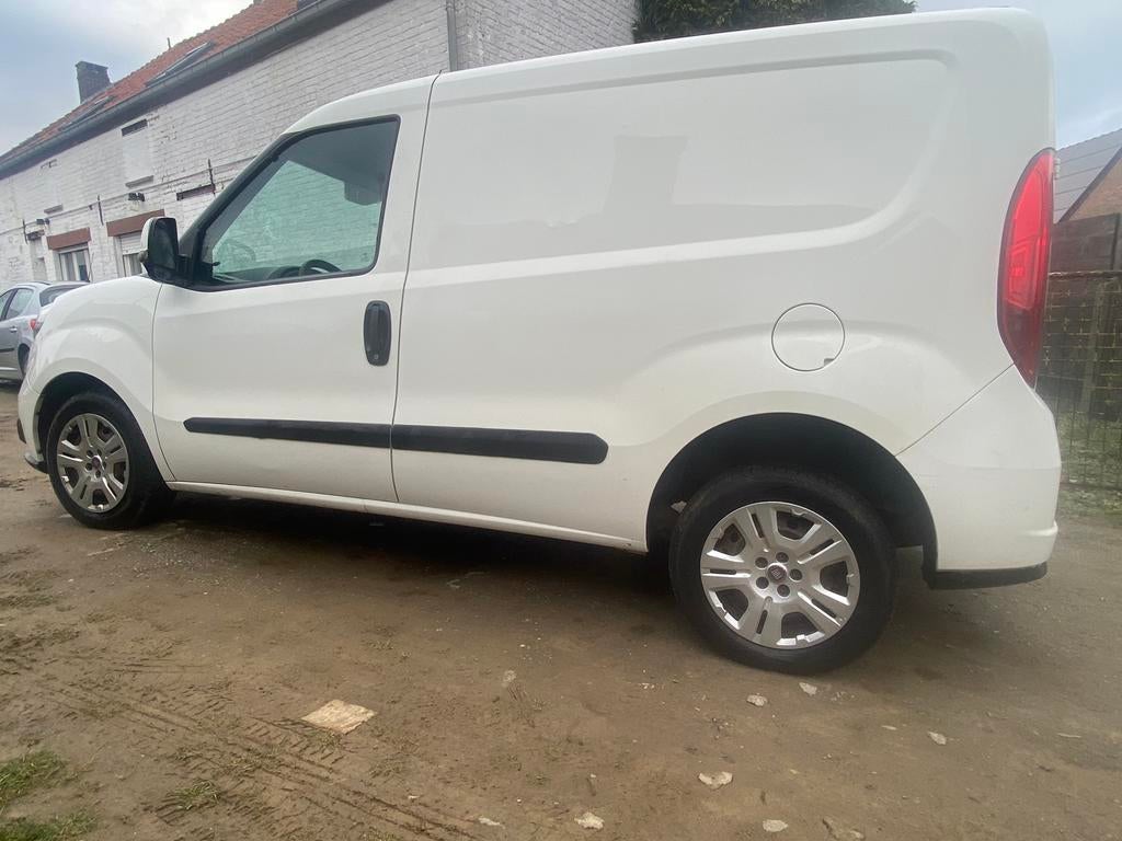 Fiat doblo//1.6 diesel//2016//168000 km, Euro 5, Bedrijf, Diesel, Te koop