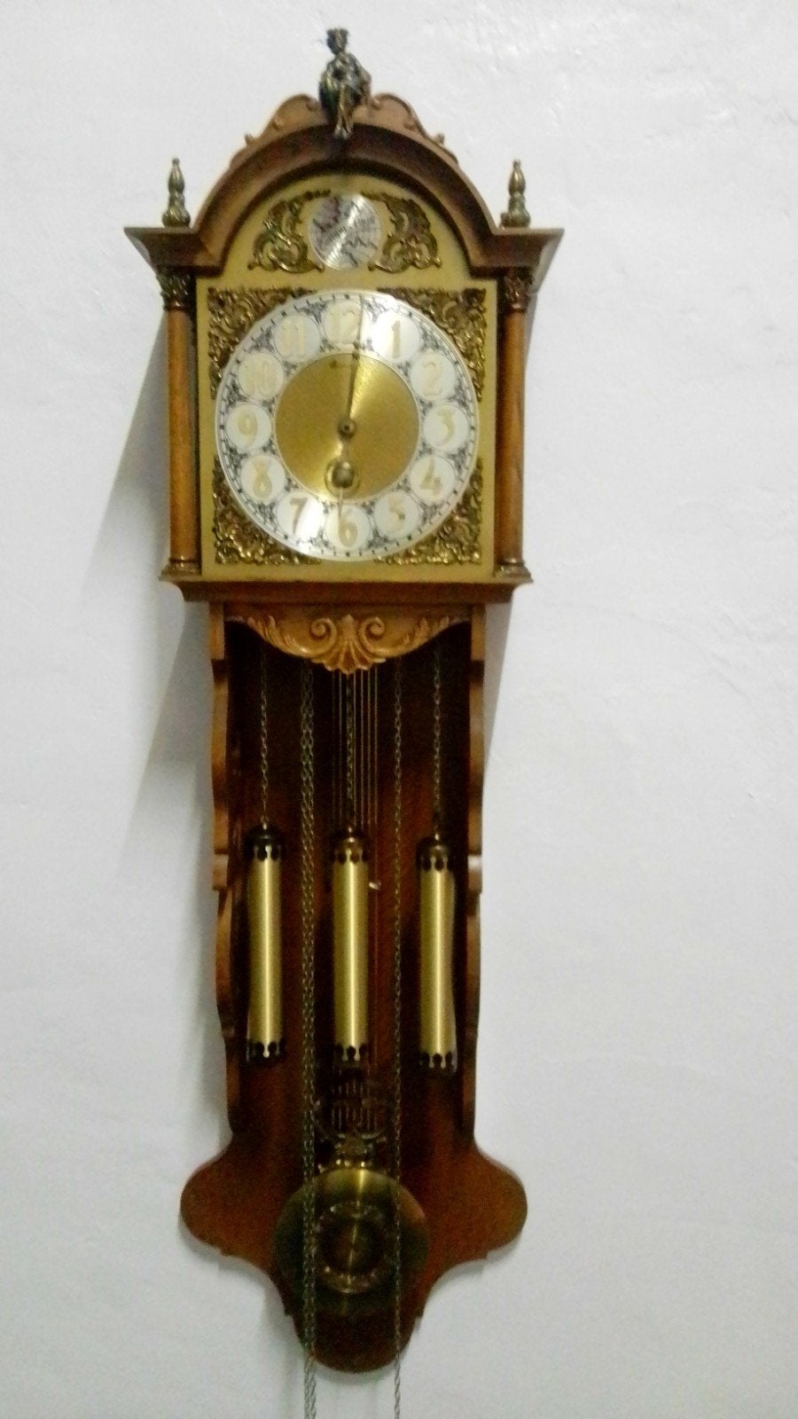 Wandklok TEMPUS FUGIT in mooie staat., Antiek en Kunst, Ophalen