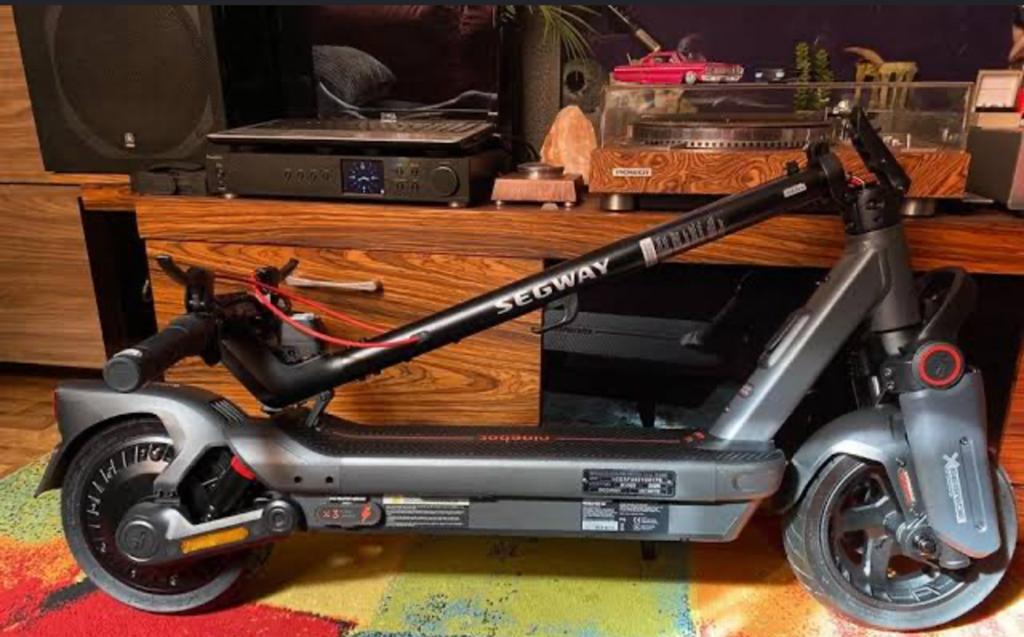 Segway g3 max ou échange avec fatbike, Vélos & Vélomoteurs, Trottinettes, Enlèvement ou Envoi, Comme neuf