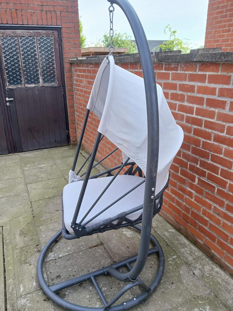 Luxe tuin hangstoel, Ophalen